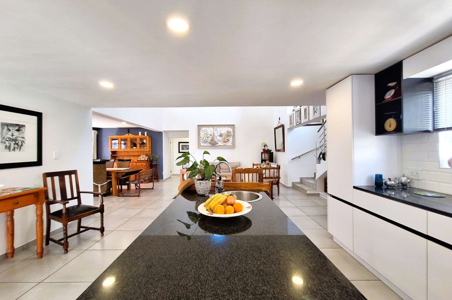 3 Bedroom Property for Sale in Sandy Point Western Cape